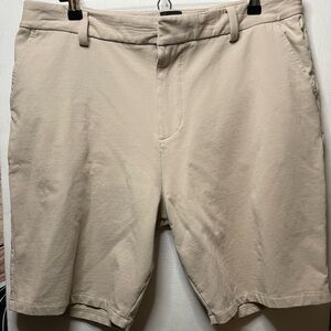 Men's Caliville Stretch Casual Lined Performance Shorts | Size 36 Tan/Beige